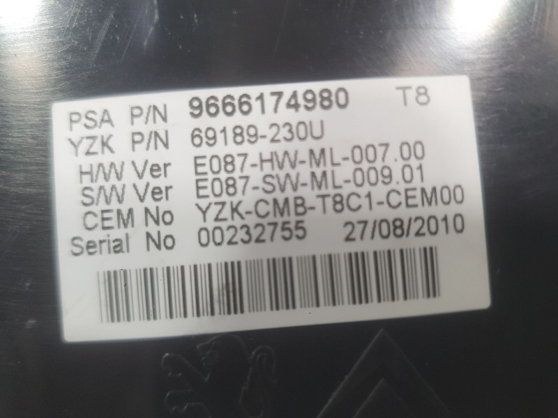 Recambio de cuadro instrumentos para peugeot 3008 i monospace (0u_) 1.6 hdi referencia OEM IAM 9805170680  