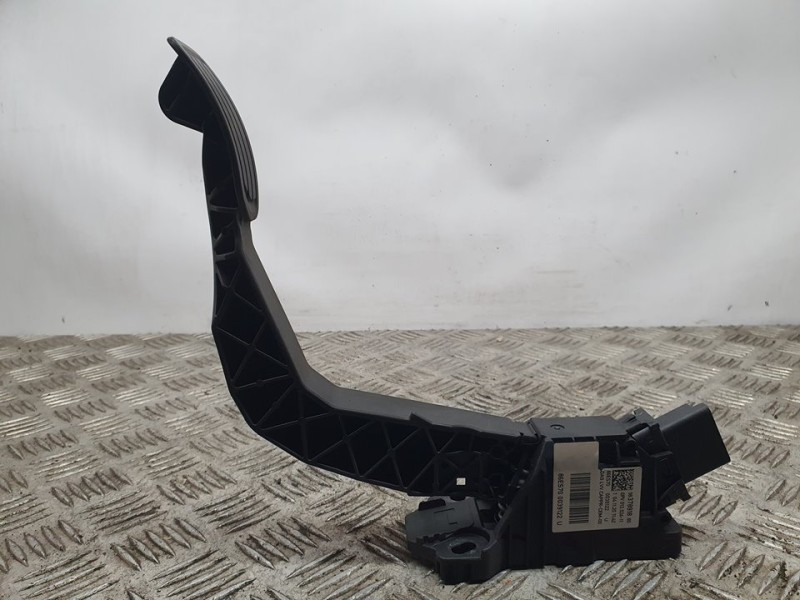 Recambio de potenciometro pedal para peugeot 2008 (p1) gt line referencia OEM IAM 9837891880 86ES700039122 