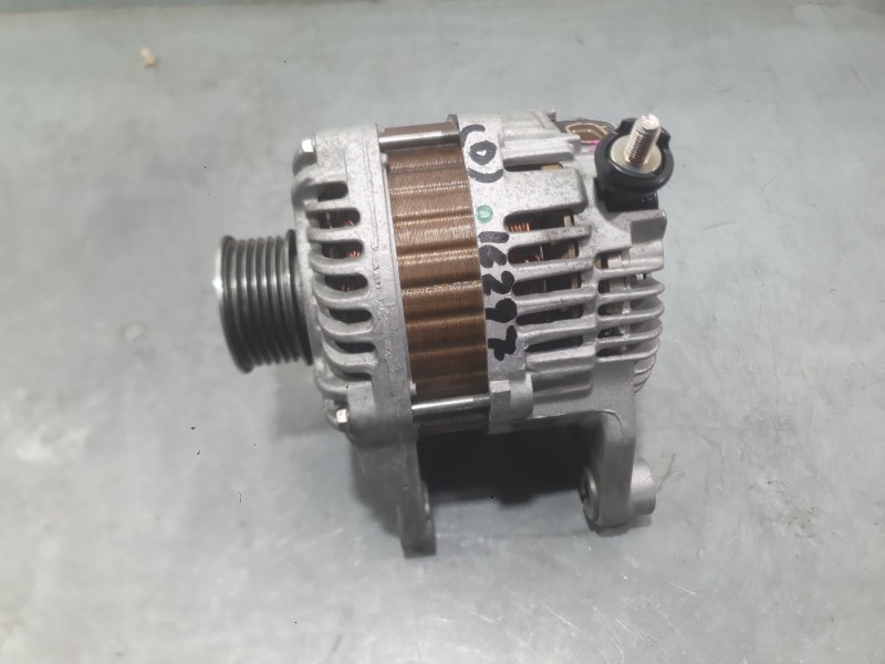 Recambio de alternador para mazda 3 lim. () black tech edition referencia OEM IAM PE0118300  