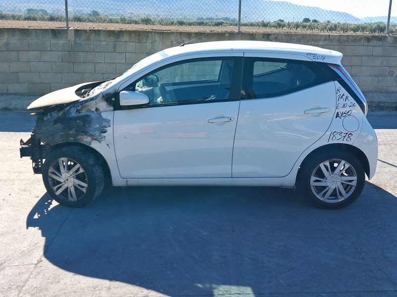 toyota aygo (_b4_) del año 2016