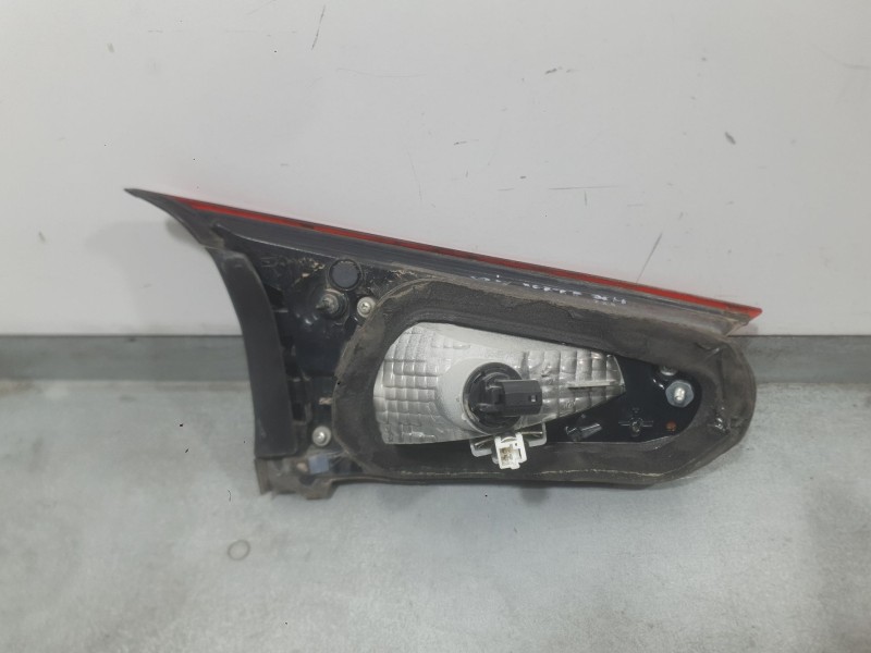 Recambio de piloto trasero derecho para mazda 3 lim. () black tech edition referencia OEM IAM BJT7513F0A  