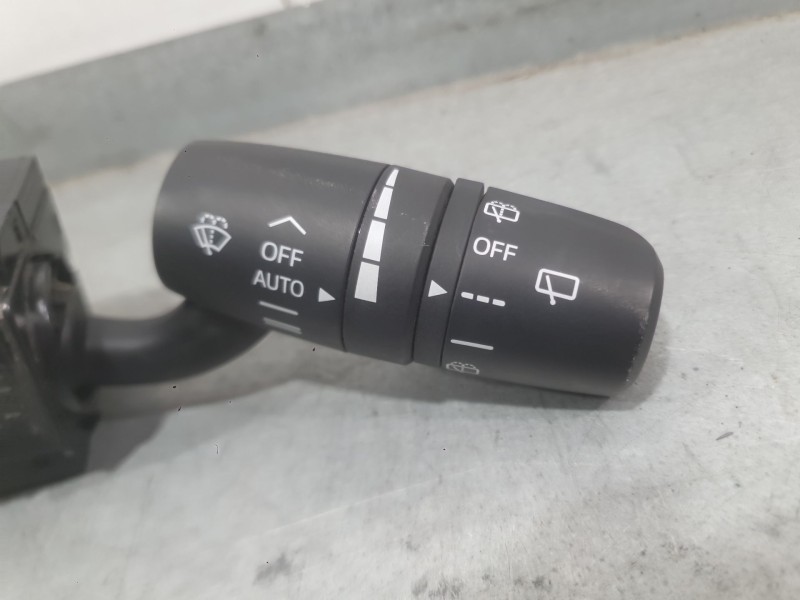 Recambio de mando limpia para mazda 3 lim. () black tech edition referencia OEM IAM   
