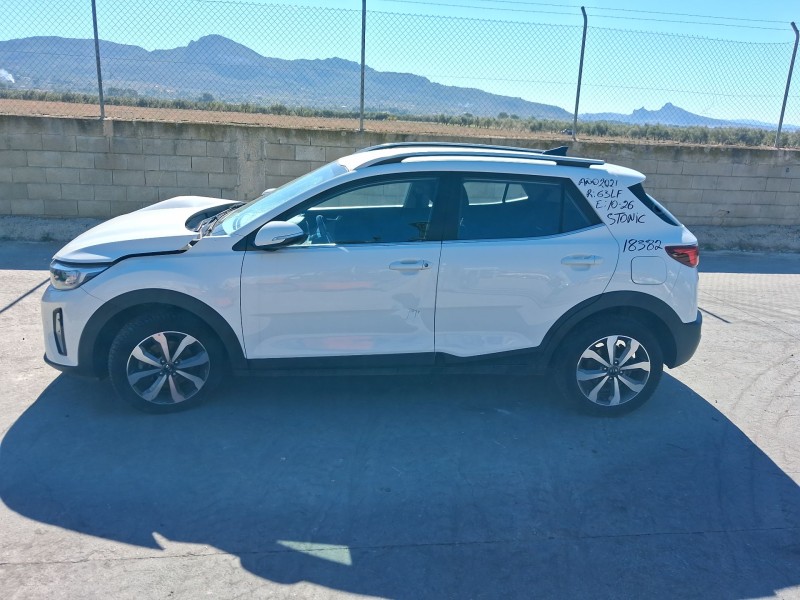 kia stonic (yb) del año 2021