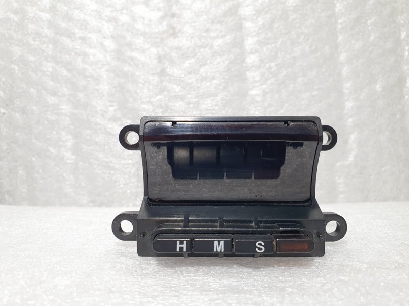 Recambio de reloj para ssangyong rexton rx 270 plus / 270 xdi plus referencia OEM IAM 8111008010  