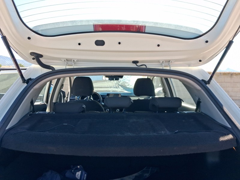 Recambio de bandeja trasera para kia stonic (yb) 1.0 t-gdi eco-dynamics+ referencia OEM IAM 85910H8400WK  