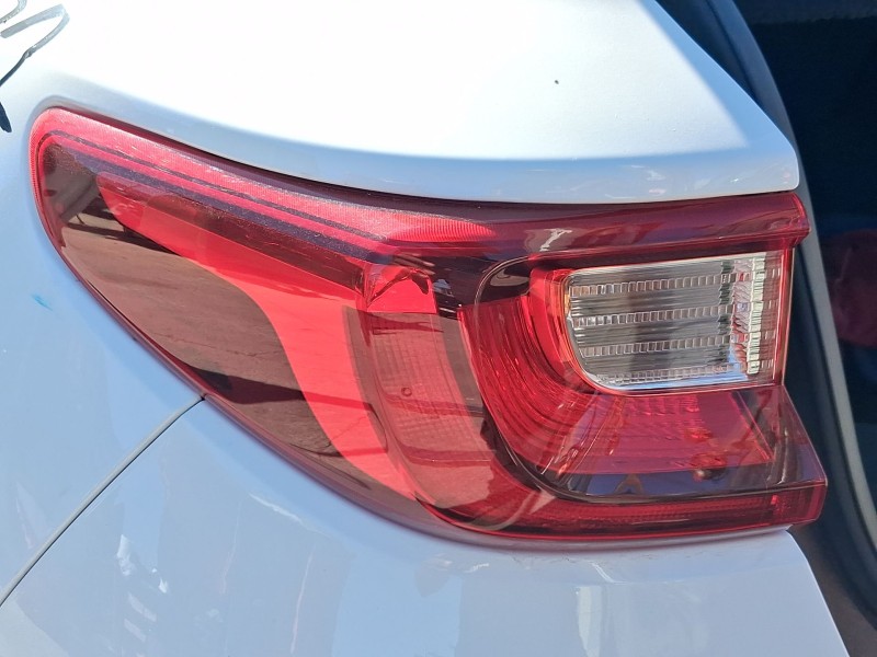 Recambio de piloto trasero izquierdo exterior para kia stonic (yb) 1.0 t-gdi eco-dynamics+ referencia OEM IAM 92401H8400  