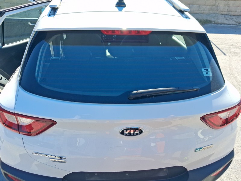 Recambio de porton trasero para kia stonic (yb) 1.0 t-gdi eco-dynamics+ referencia OEM IAM 73700H8400  