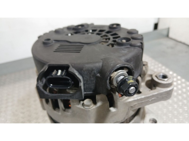 Recambio de alternador para kia sportage iii (sl) 1.7 crdi referencia OEM IAM 373002A850  