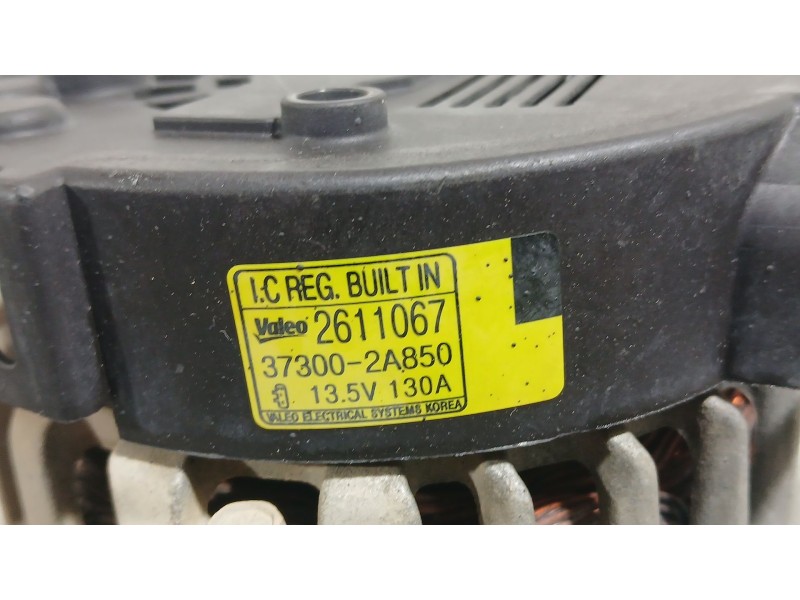 Recambio de alternador para kia sportage iii (sl) 1.7 crdi referencia OEM IAM 373002A850  