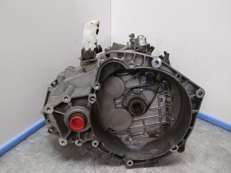 Recambio de caja cambios para saab 9-3 sport sedán linear sport referencia OEM IAM 55560474 R10043343F5 6VELOCIDADES