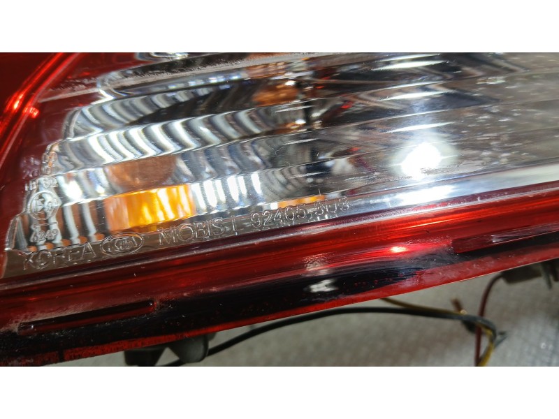 Recambio de piloto trasero izquierdo paragolpes para kia sportage iii (sl) 1.7 crdi referencia OEM IAM 924053U300  