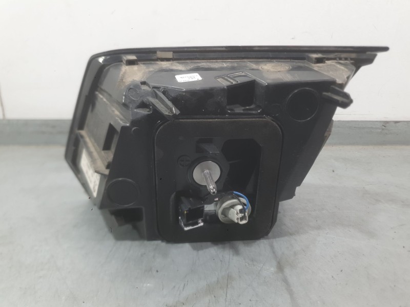 Recambio de piloto trasero izquierdo interior para peugeot 3008 ii suv (mc_, mr_, mj_, m4_) 1.5 bluehdi 130 referencia OEM IAM 9