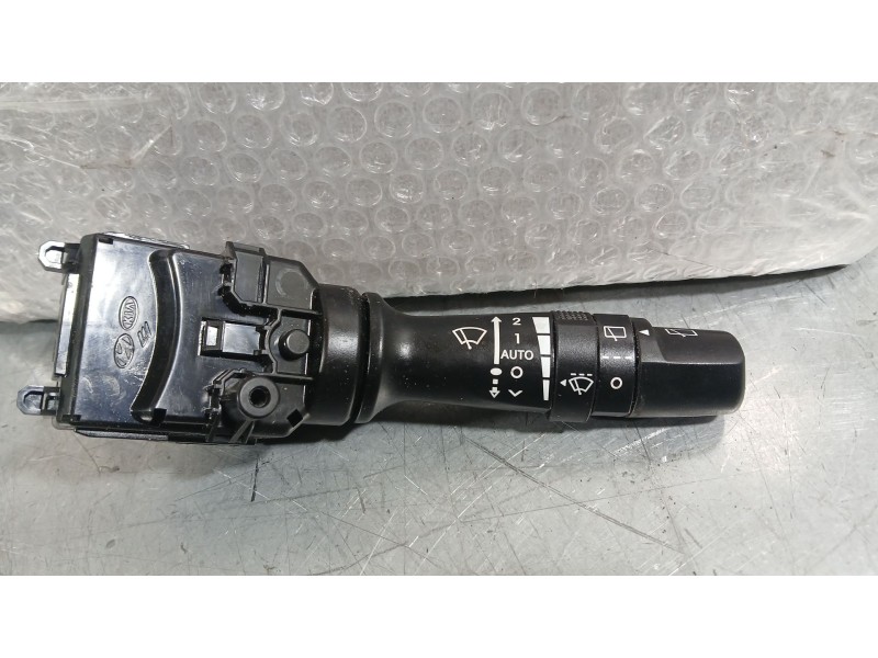 Recambio de mando limpia para kia sportage iii (sl) 1.7 crdi referencia OEM IAM   