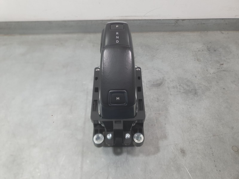 Recambio de palanca cambio para peugeot 3008 ii suv (mc_, mr_, mj_, m4_) 1.5 bluehdi 130 referencia OEM IAM 1631888180  