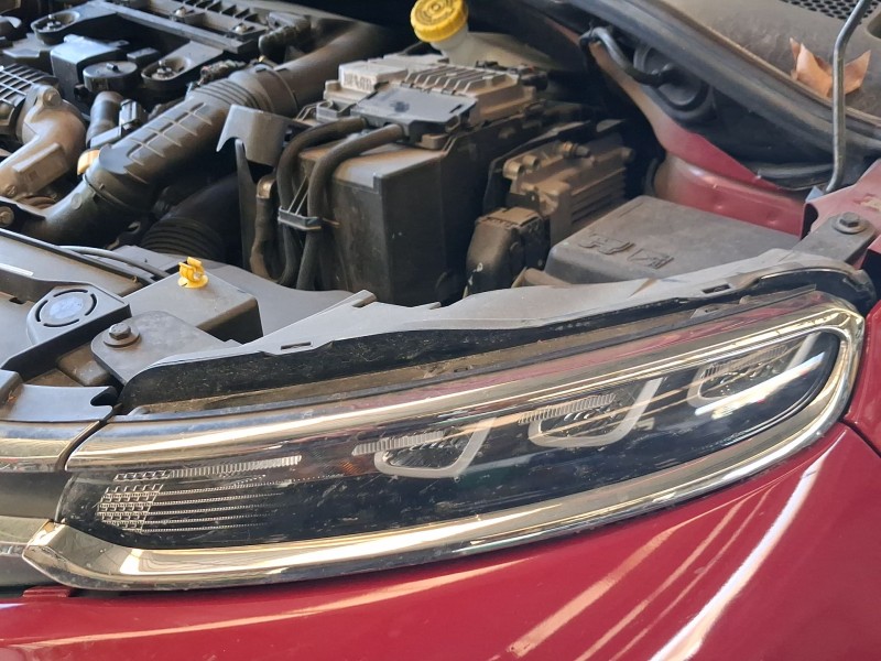 Recambio de piloto delantero izquierdo para citroën c3 iii (sx) 1.6 bluehdi 75 referencia OEM IAM   