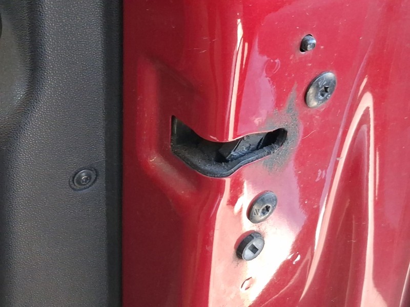 Recambio de cerradura puerta delantera derecha para citroën c3 iii (sx) 1.6 bluehdi 75 referencia OEM IAM 9812398080  