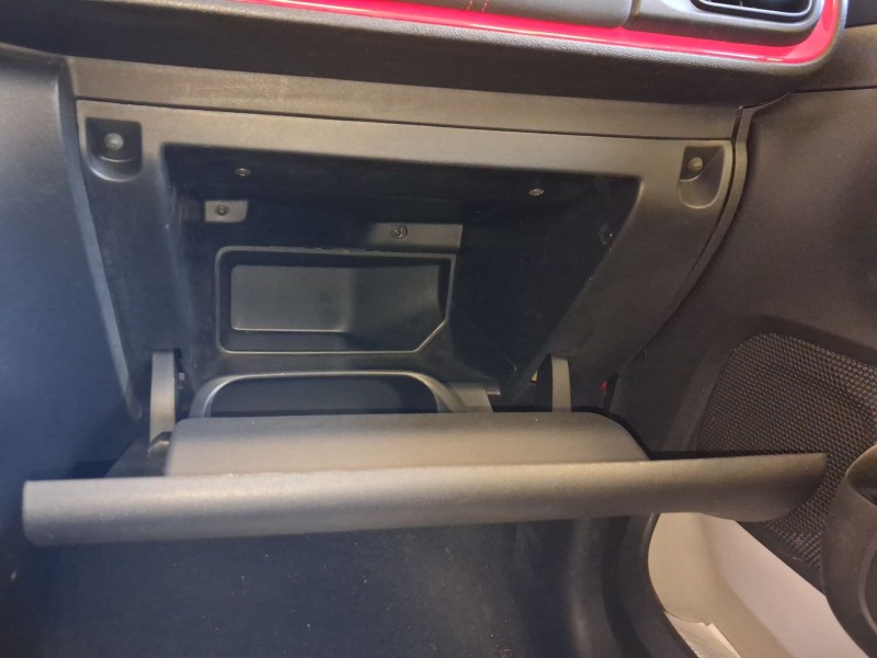 Recambio de guantera para citroën c3 iii (sx) 1.6 bluehdi 75 referencia OEM IAM 98124977ZD  