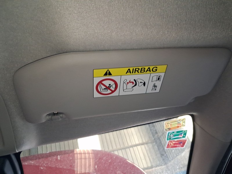 Recambio de parasol derecho para citroën c3 iii (sx) 1.6 bluehdi 75 referencia OEM IAM 98100807BJ  