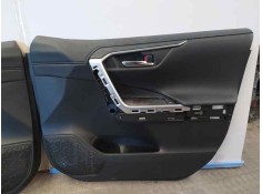 Recambio de guarnecido puerta delantera derecha para toyota rav4 hybrid 4x2 advance referencia OEM IAM 6761042D00C5  