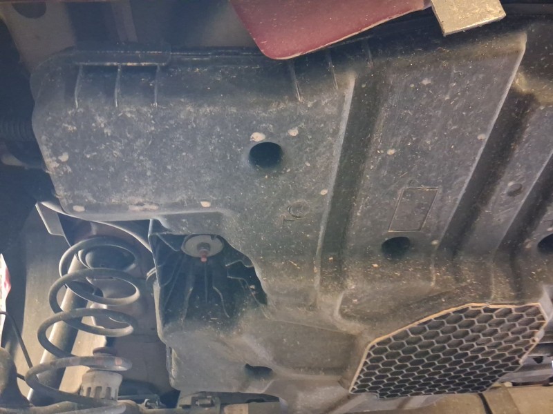 Recambio de deposito adblue para citroën c3 iii (sx) 1.6 bluehdi 75 referencia OEM IAM 9810883580  