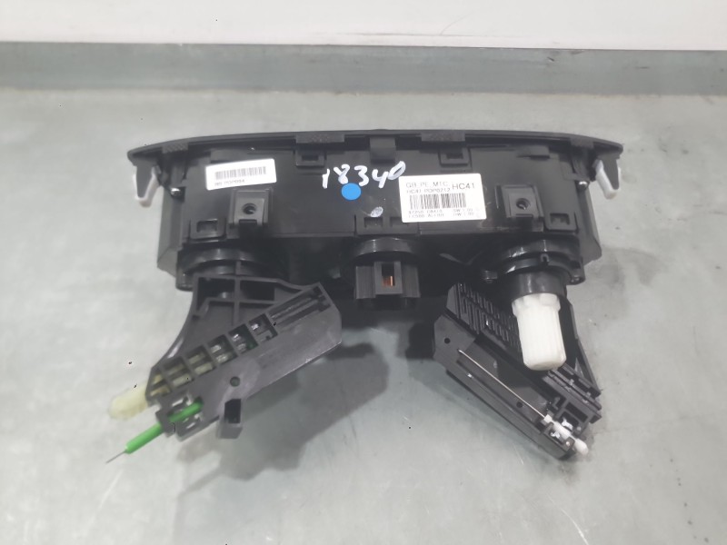 Recambio de mando calefaccion / aire acondicionado para hyundai i20 ii (gb, ib) 1.2 referencia OEM IAM 97250C8010SDH  
