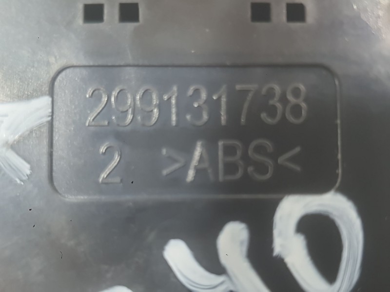 Recambio de mando elevalunas delantero izquierdo para hyundai i20 ii (gb, ib) 1.2 referencia OEM IAM 93570C80404X  