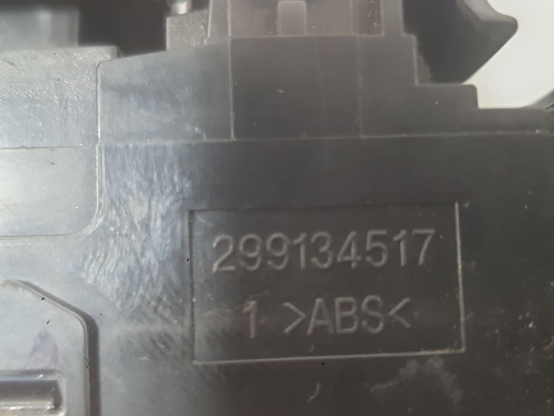 Recambio de mando elevalunas delantero izquierdo para hyundai i20 ii (gb, ib) 1.2 referencia OEM IAM 93570C80404X  
