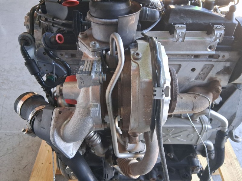 Recambio de motor completo para volkswagen polo v (6r1, 6c1) 1.6 tdi referencia OEM IAM CAYB 03L100090Q 