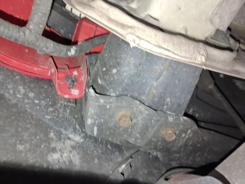 Recambio de refuerzo paragolpes trasero para kia stonic (yb) 1.0 t-gdi eco-dynamics+ referencia OEM IAM 86631H8410  