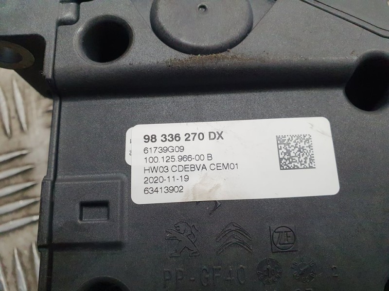 Recambio de palanca cambio para peugeot 2008 (p1) gt line referencia OEM IAM 98336270DX 61739G09 