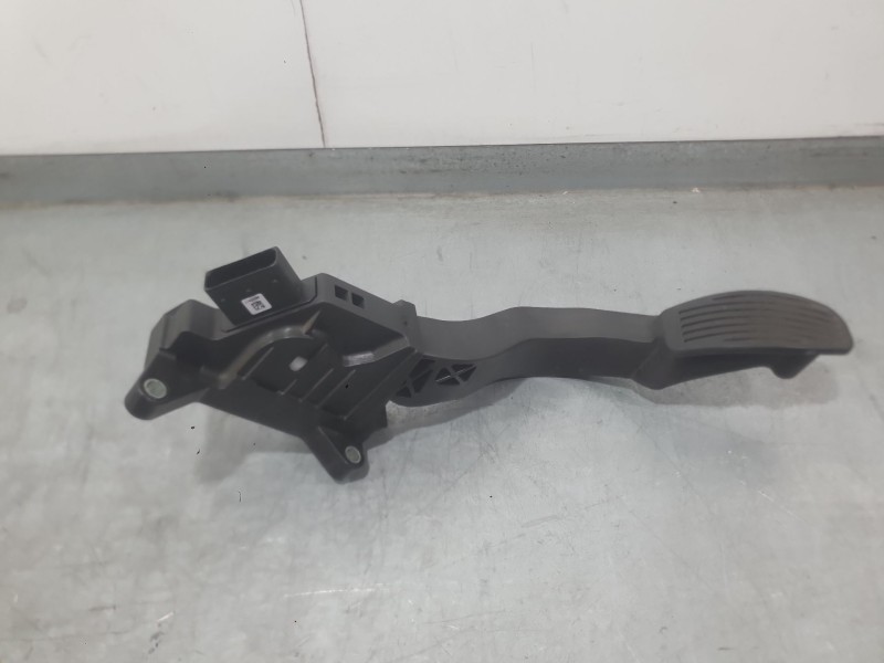 Recambio de potenciometro pedal para fiat 500e (332_) elektro 3+1 (fa1) referencia OEM IAM 52137955  