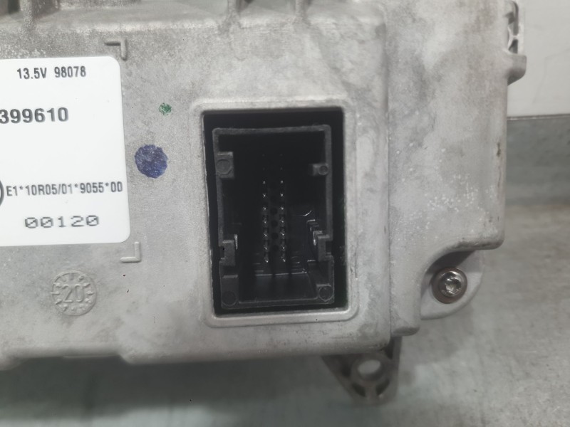 Recambio de cuadro instrumentos para fiat 500e (332_) elektro 3+1 (fa1) referencia OEM IAM 52229684  