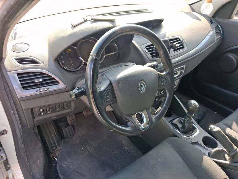 renault megane iii hatchback (bz0/1_, b3_) del año 2015