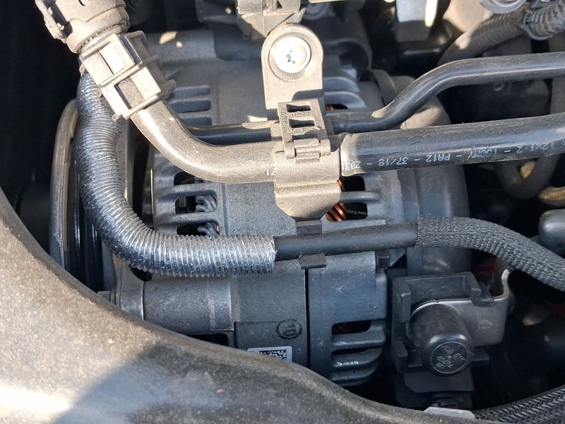 Recambio de alternador para bmw x1 (f48) sdrive 18 d referencia OEM IAM 12318680374  