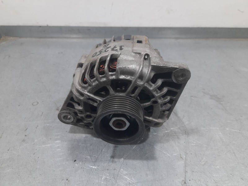 Recambio de alternador para hyundai ix35 (lm, el, elh) 1.6 referencia OEM IAM 373002B600 2609780 VALEO