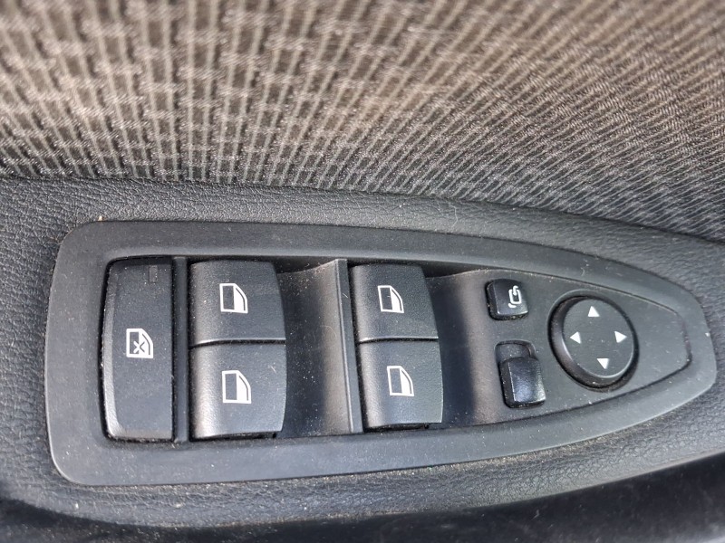 Recambio de mando elevalunas delantero izquierdo para bmw x1 (f48) sdrive 18 d referencia OEM IAM 61319362116  