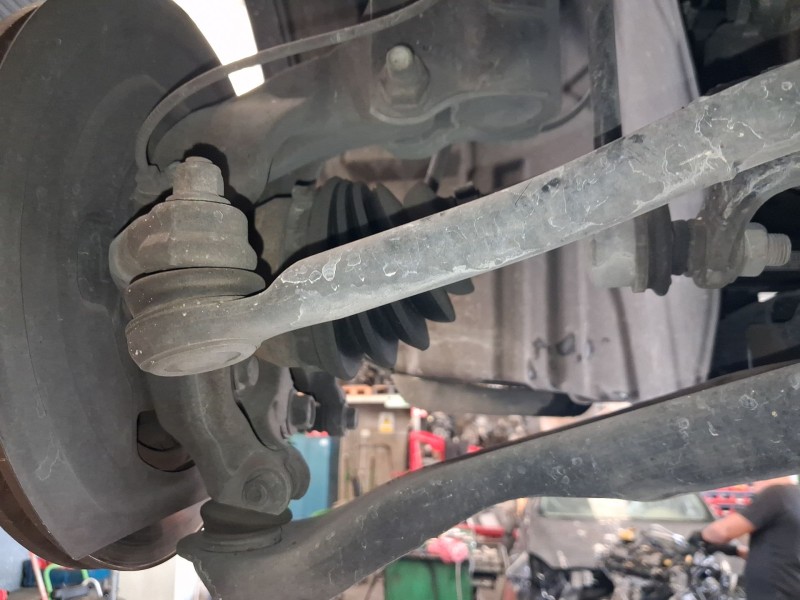 Recambio de mangueta delantera izquierda para nissan juke (f15) 1.2 dig-t referencia OEM IAM 400151KK0A  