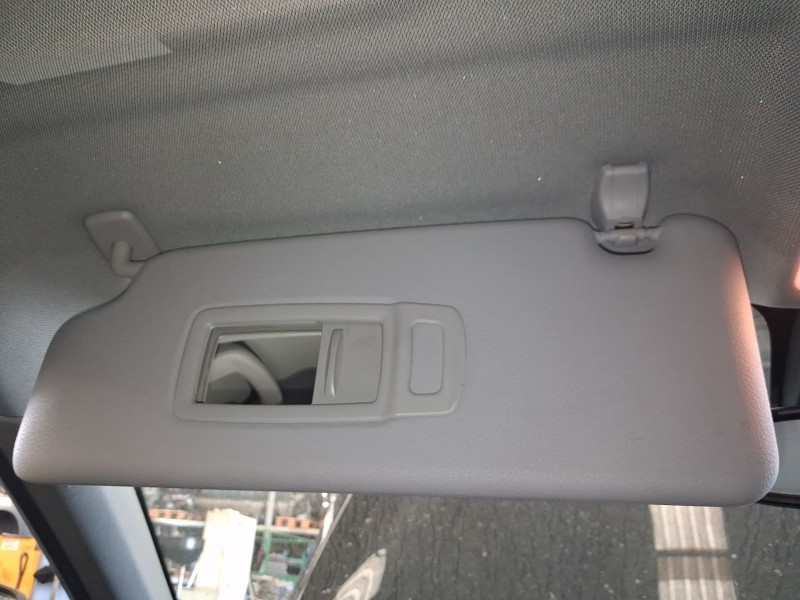 Recambio de parasol izquierdo para bmw x1 (f48) sdrive 18 d referencia OEM IAM 51447402853  