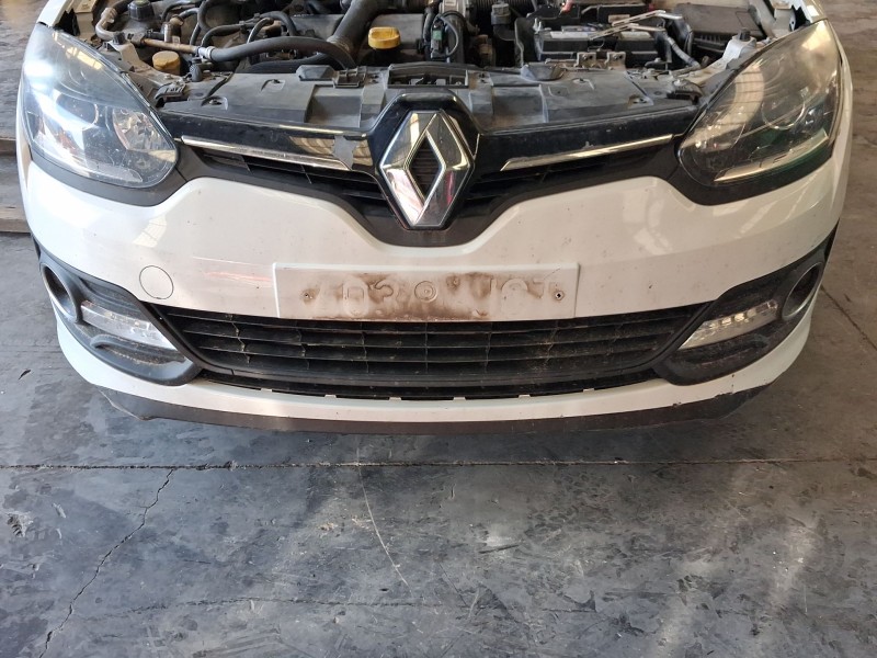 Recambio de paragolpes delantero para renault megane iii hatchback (bz0/1_, b3_) 1.5 dci (bz1g, bz1w, bz0r) referencia OEM IAM 6