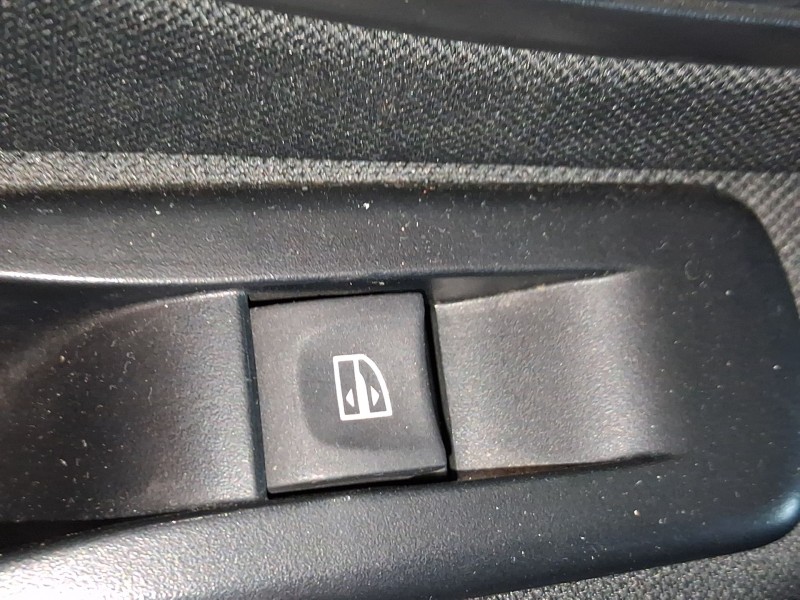 Recambio de mando elevalunas trasero izquierdo para renault megane iii hatchback (bz0/1_, b3_) 1.5 dci (bz1g, bz1w, bz0r) refere