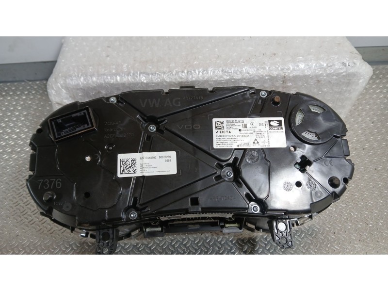 Recambio de cuadro instrumentos para seat arona style edition referencia OEM IAM 6F0920740A  