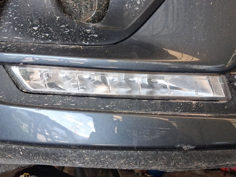 Recambio de piloto delantero derecho para renault clio iv (bh_) 0.9 tce 90 referencia OEM IAM   