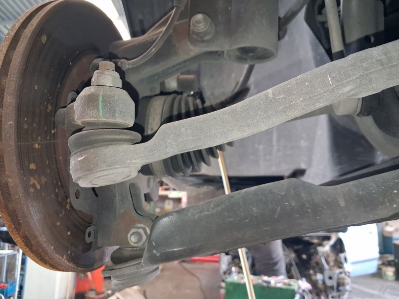 Recambio de mangueta delantera izquierda para renault clio iv (bh_) 0.9 tce 90 referencia OEM IAM 400156124R  