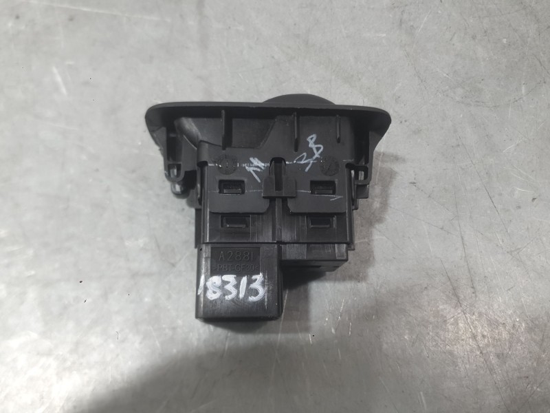 Recambio de mando elevalunas trasero derecho para ford ecosport 1.5 ecoblue tdci referencia OEM IAM 2092818  