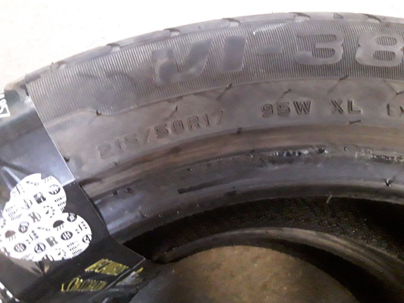 Recambio de neumatico pareja para neumaticos reutilizados - referencia OEM IAM 215501795W OVATION 215/50/17/95W