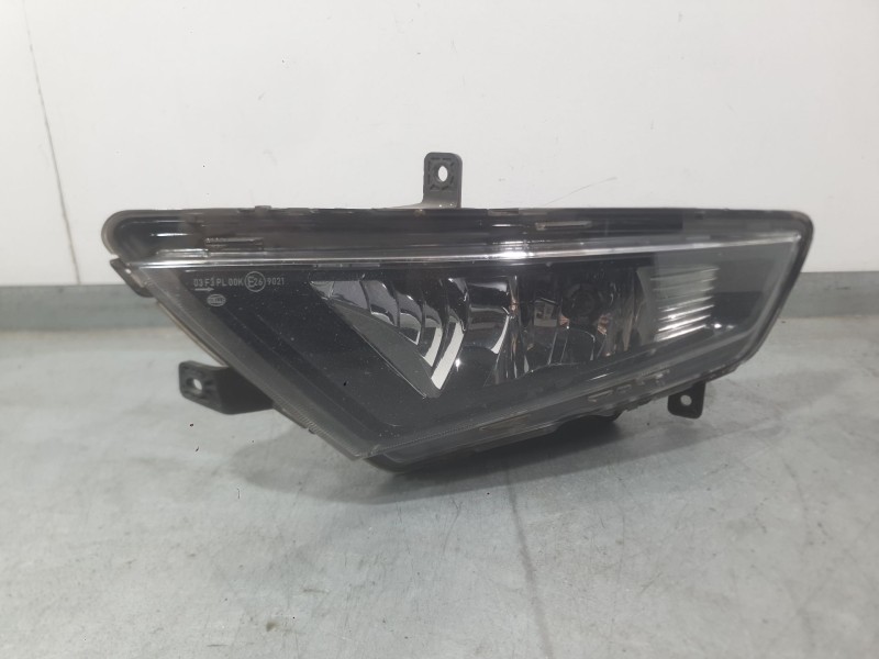 Recambio de faro antiniebla izquierdo para seat leon (5f1) 2.0 tdi referencia OEM IAM 5F0941699A  