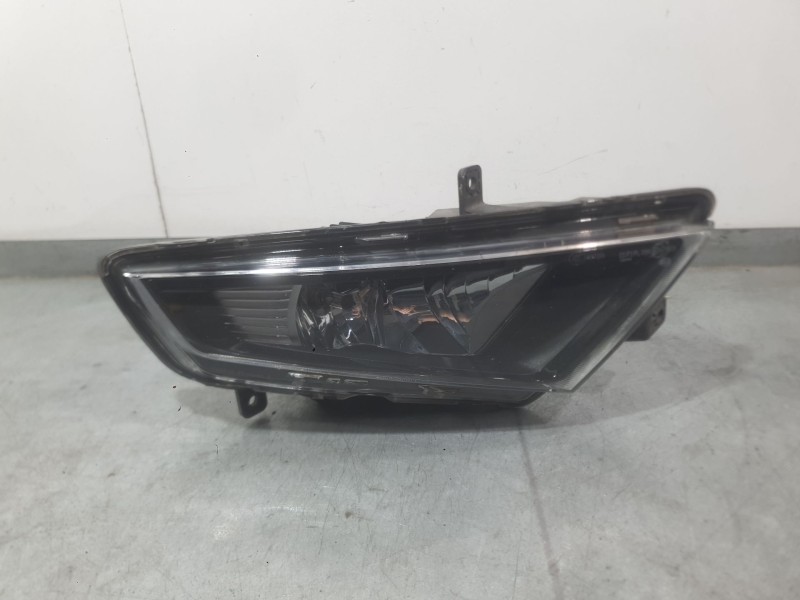 Recambio de faro antiniebla derecho para seat leon (5f1) 2.0 tdi referencia OEM IAM 5F0941700A  