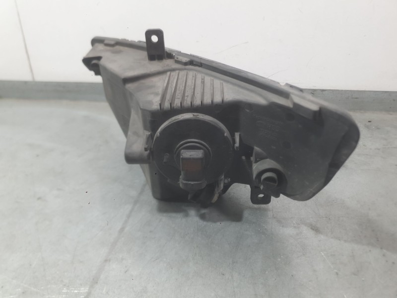 Recambio de faro antiniebla derecho para seat leon (5f1) 2.0 tdi referencia OEM IAM 5F0941700A  