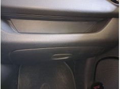 Recambio de guantera para renault clio iv (bh_) 0.9 tce 90 referencia OEM IAM 681087227R  
