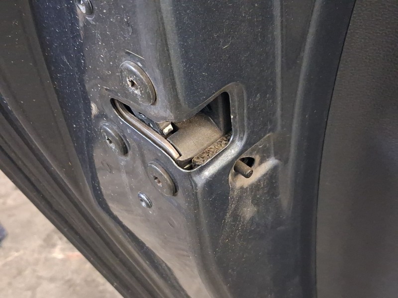 Recambio de cerradura puerta trasera izquierda para renault clio iv (bh_) 0.9 tce 90 referencia OEM IAM 825015591R  